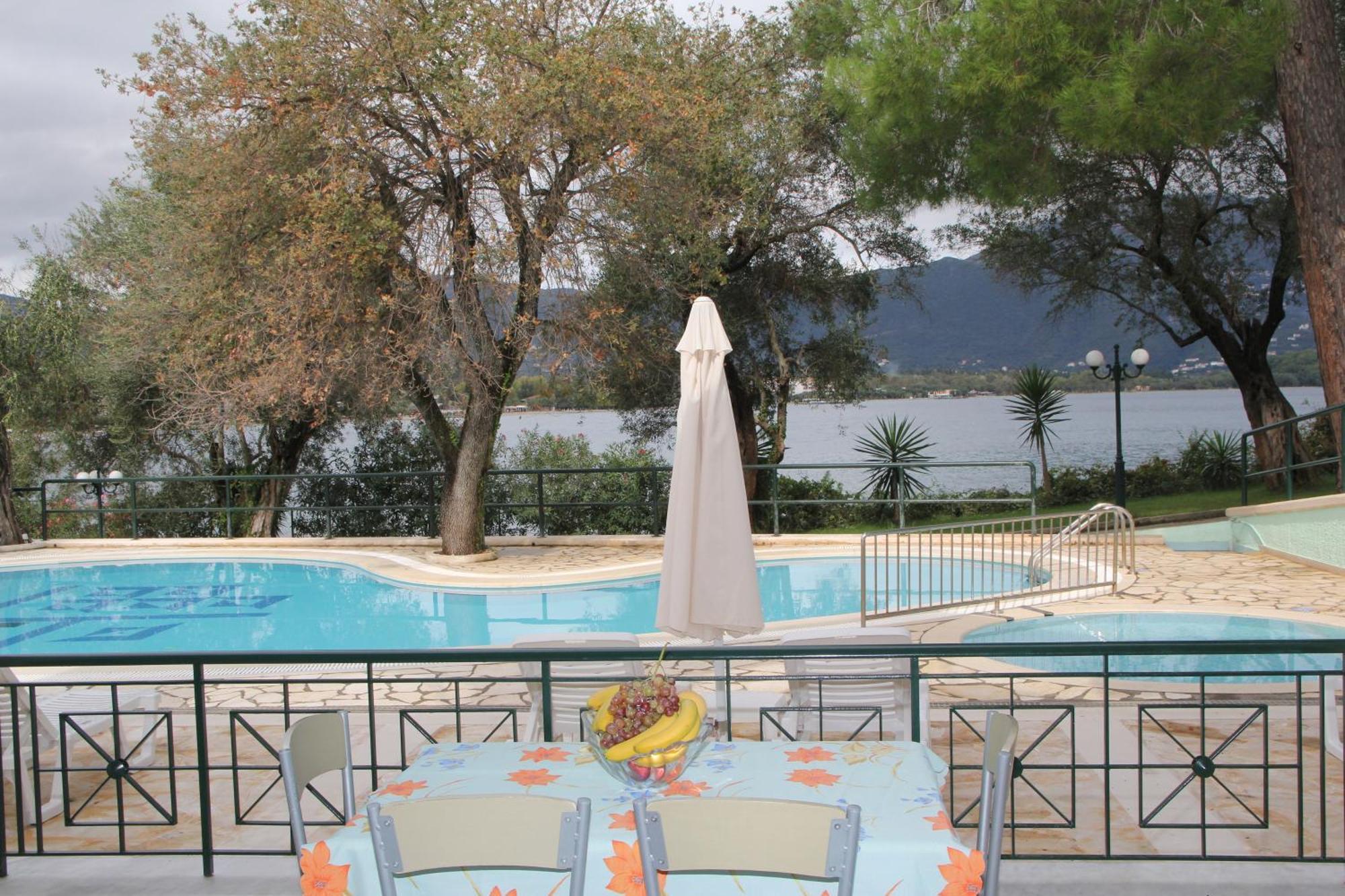 Saint Nicholas Beach Resort Dassiá Eksteriør bilde