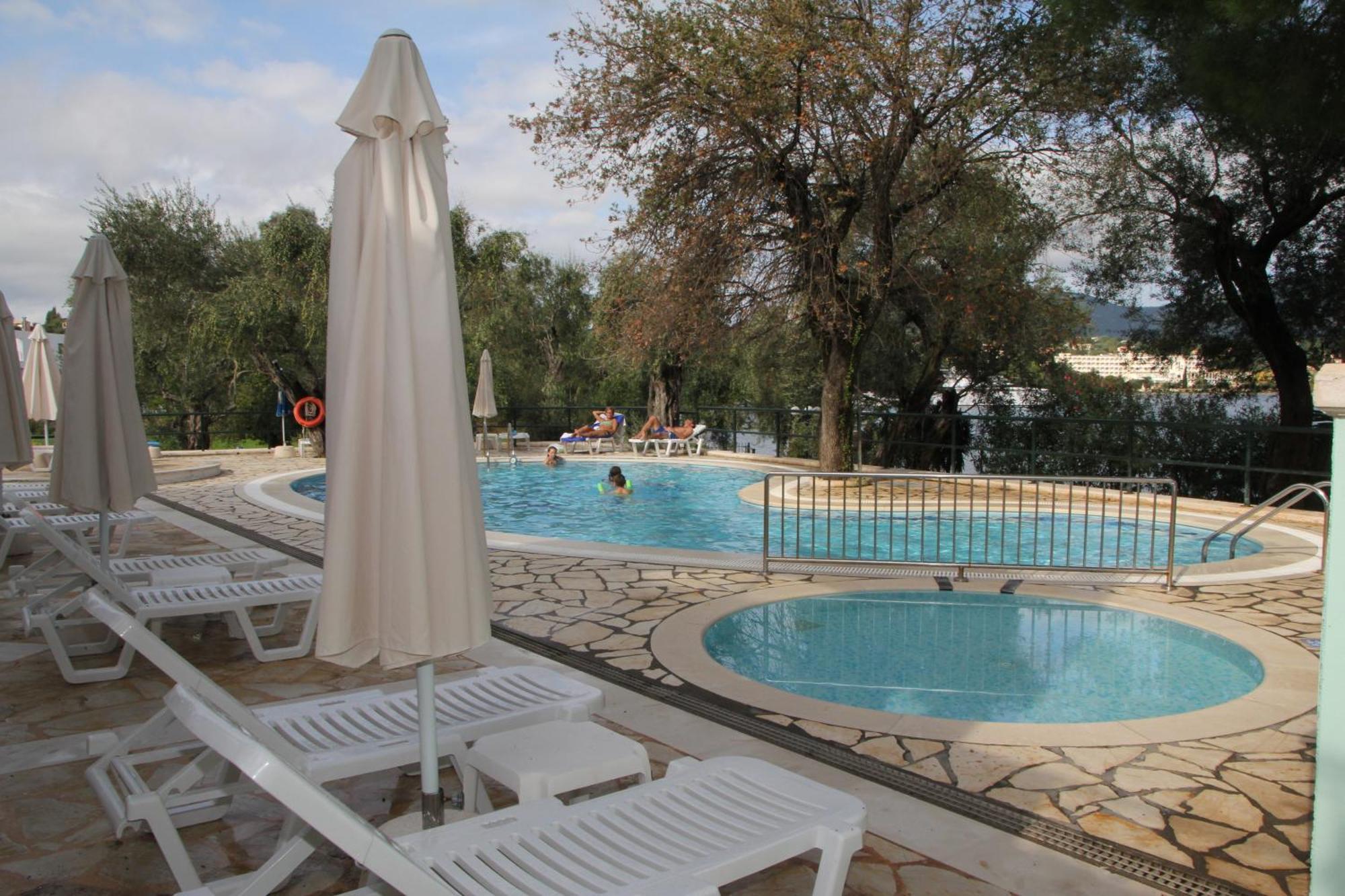 Saint Nicholas Beach Resort Dassiá Eksteriør bilde