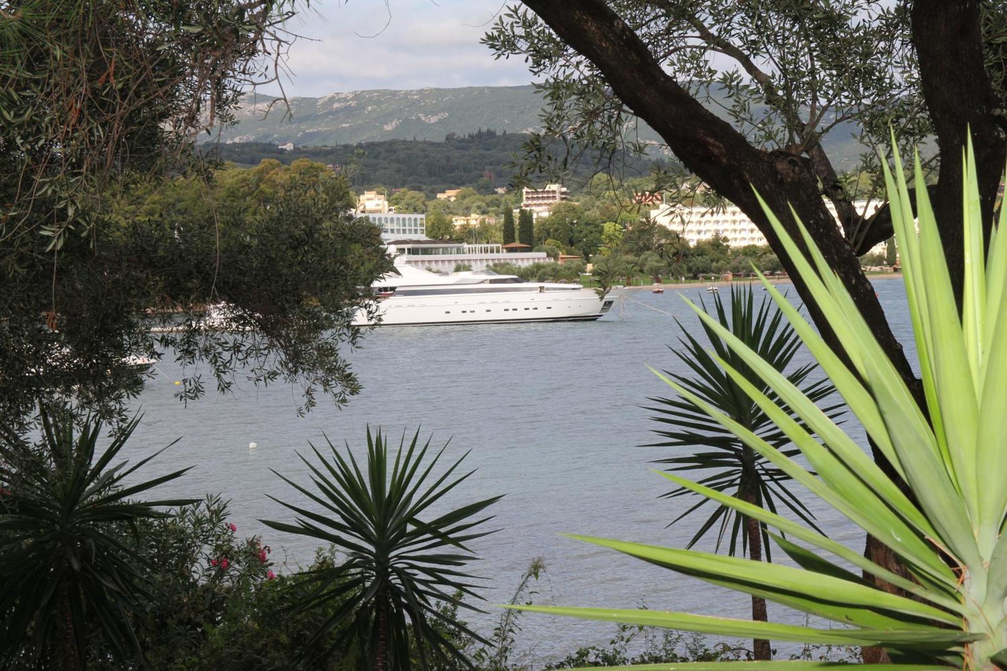 Saint Nicholas Beach Resort Dassiá Eksteriør bilde