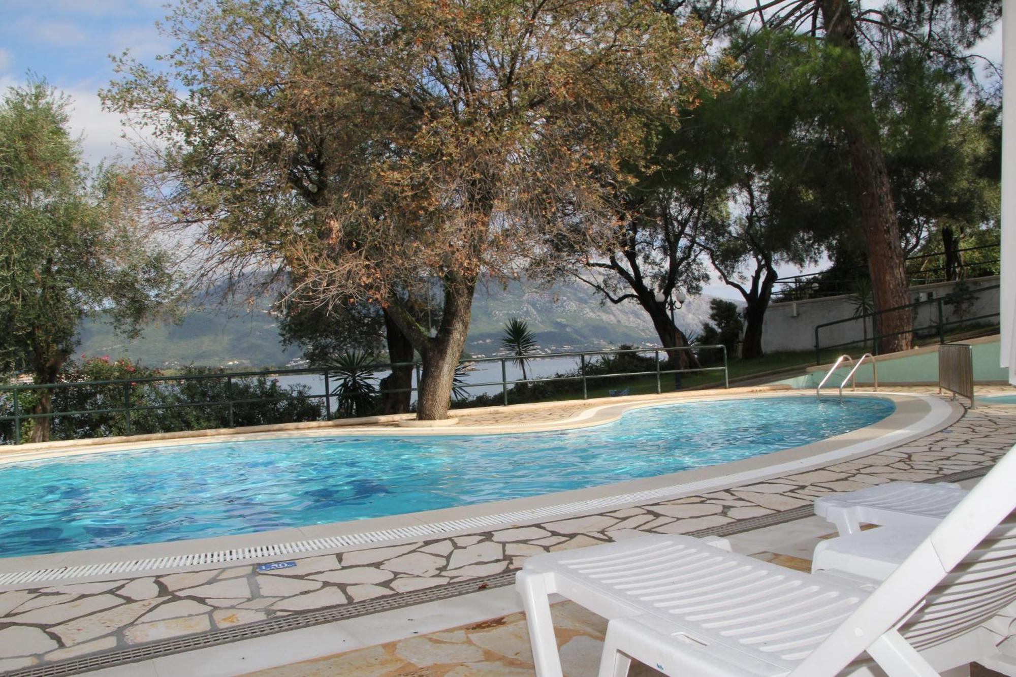 Saint Nicholas Beach Resort Dassiá Eksteriør bilde